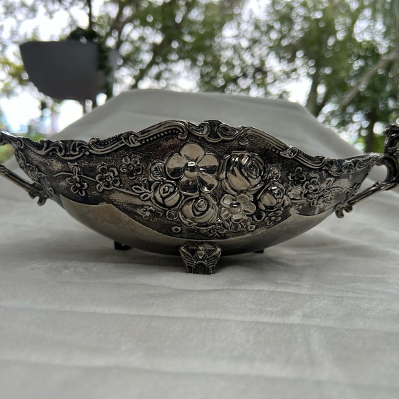 Antique Silver plated bowl centerpiece - Picture 1 of 15